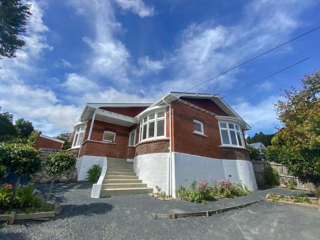 House for rent in Otakou