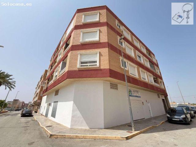 Piso en venta en Los Montesinos