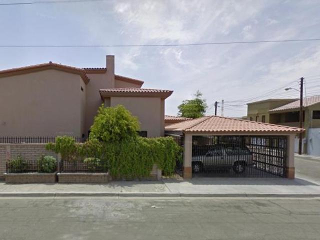 OPORTUNIDAD DE ADQUIRIR PRECIOSA CASA EN MEXICALI