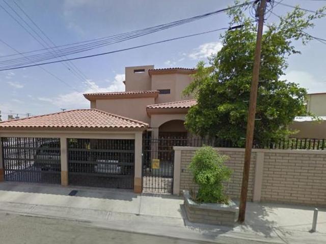 OPORTUNIDAD DE ADQUIRIR PRECIOSA CASA EN MEXICALI