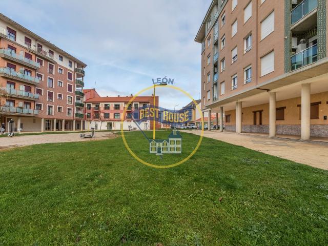 Casa en venta en La Lastra, León