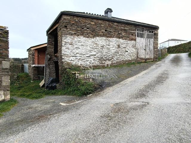 Casa en venta en Orbazai, Lugo