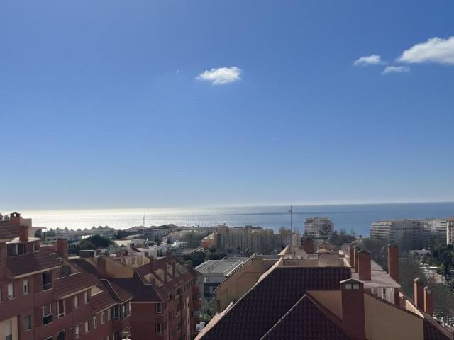 Ático en venta en Rio Real, Costa del Sol Occidental