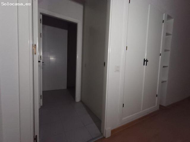 Local Comercial en alquiler en Distrito Poniente Sur, Córdoba