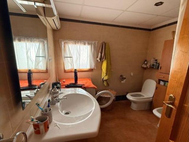 Casa en venta en La Serranía, Valencia
