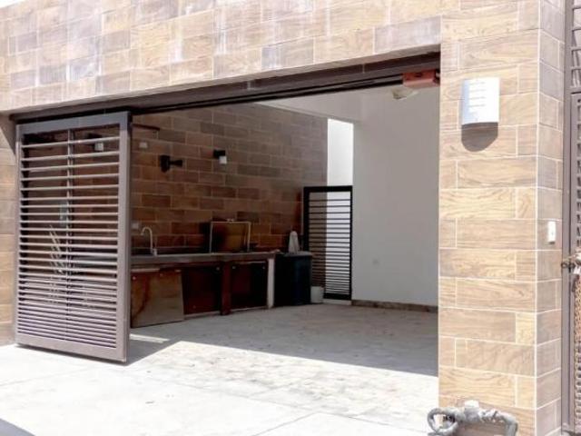 Casa En Condominio en venta en Céntrika, Monterrey