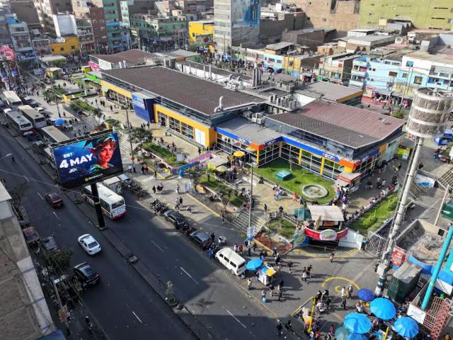 Local Comercial venta en Urbanización Barrios Altos, Lima