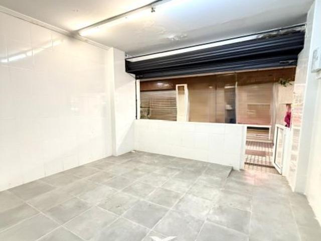Local Comercial en venta en Cerro-Amate, Sevilla