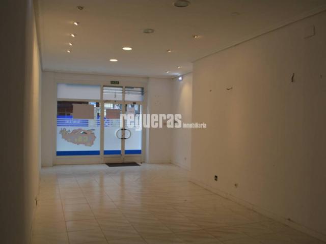 Oficina en venta en El Montán, Avilés