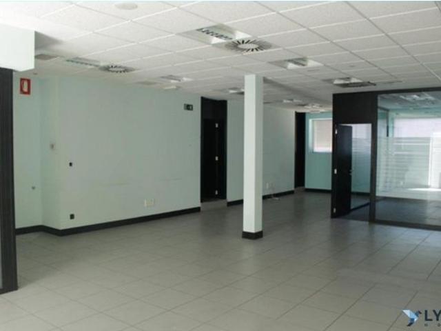 Local Comercial en venta en Cerro - El Molino, Fuenlabrada