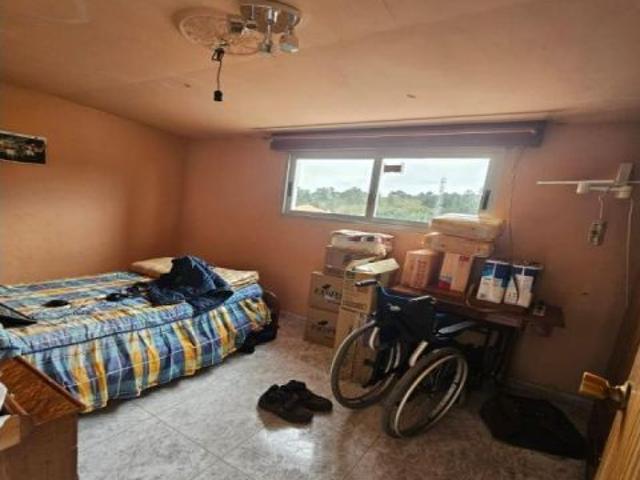 Casa en venta en Ourense, Galicia