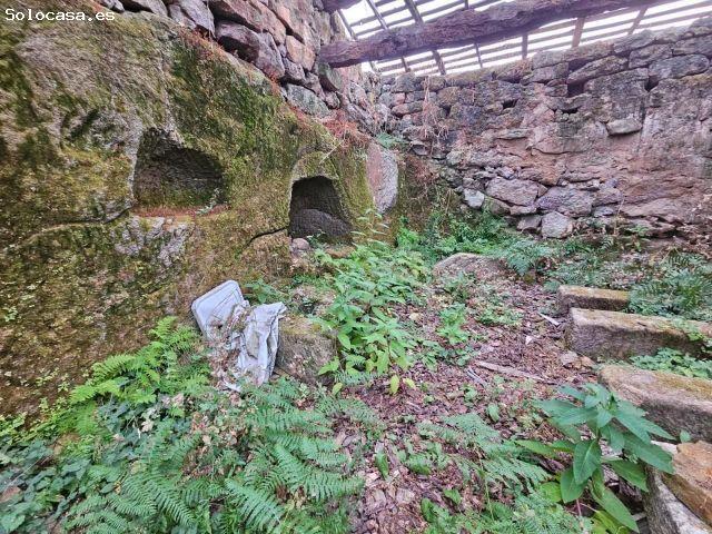 Casa en venta en Ourense, Galicia