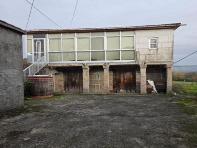 Casa en venta en Ourense, Galicia