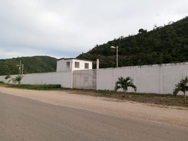 Terreno en venta en Sucre