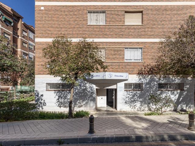 Local Comercial en alquiler en Granada, Joaquina Eguaras