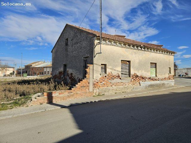 Local Comercial en venta en Fuente-olmedo, Castilla y León