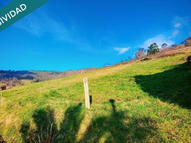 Terreno en venta en El Franco, Asturias