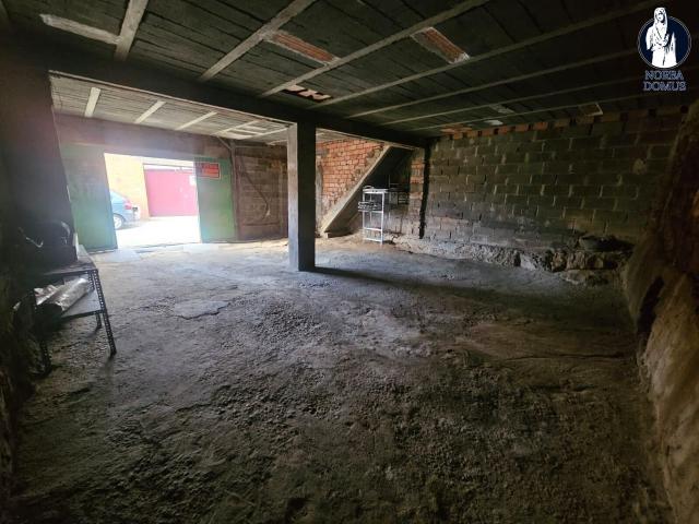 Casa en venta en Alcuéscar, Extremadura