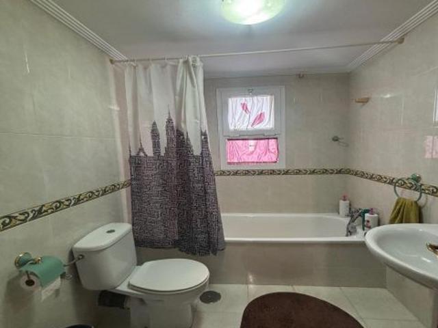 Casa en venta en Gines, Andalucía