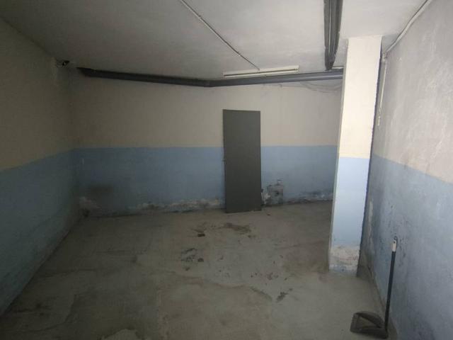 Nave en venta en Valdepelayo, Leganés