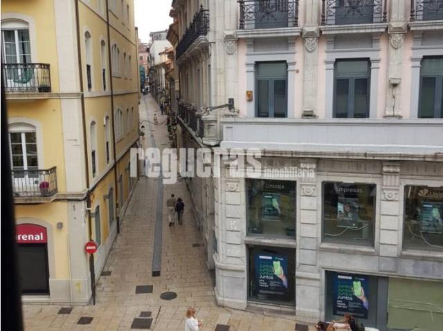 Oficina en venta en Sabugo, Avilés