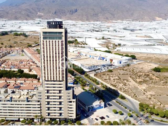 Oficina en venta en El Ejido