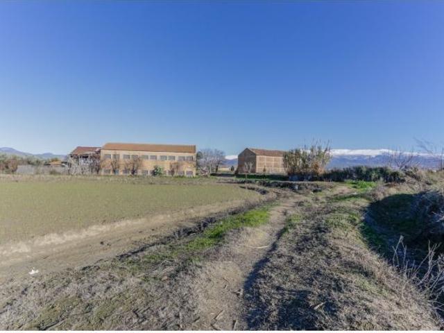 Local Comercial en venta en Cúllar Vega, Granada