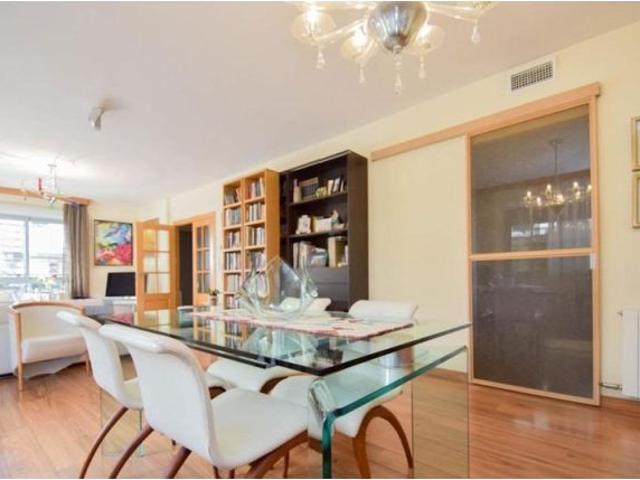 Casa en venta en Genil, Cenes De La Vega