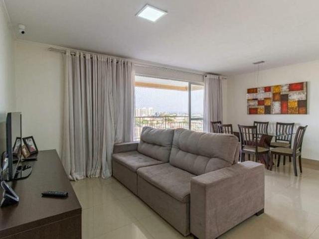 Apartamento venda em Região Geográfica Imediata do Distrito Federal, Região Integrada de Desenvolvimento do Distrito Federal e Entorno