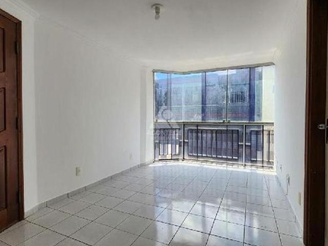 Apartamento venda em Região Geográfica Imediata do Distrito Federal, Região Integrada de Desenvolvimento do Distrito Federal e Entorno