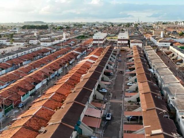 Apartamento venda em Região Geográfica Imediata de Luziânia, Região Integrada de Desenvolvimento do Distrito Federal e Entorno