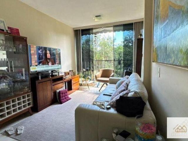 Apartamento venda em Região Geográfica Imediata do Distrito Federal, Região Integrada de Desenvolvimento do Distrito Federal e Entorno