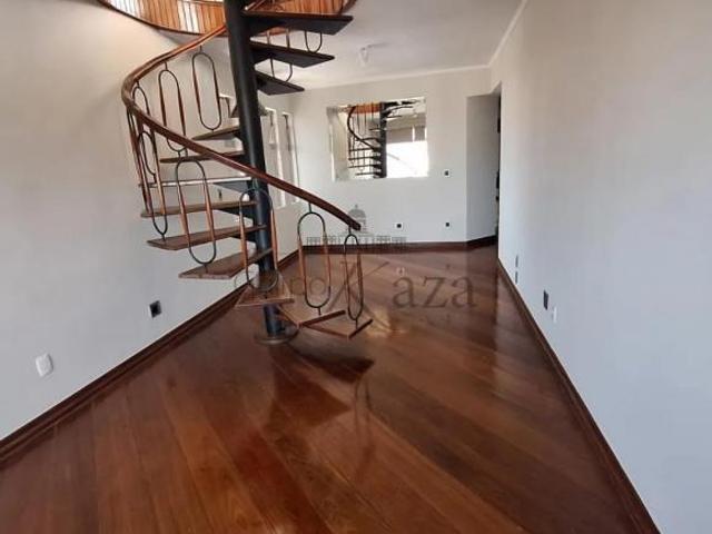 Apartamento venda em Região Imediata de São José dos Campos, Região Metropolitana do Vale do Paraíba e Litoral Norte