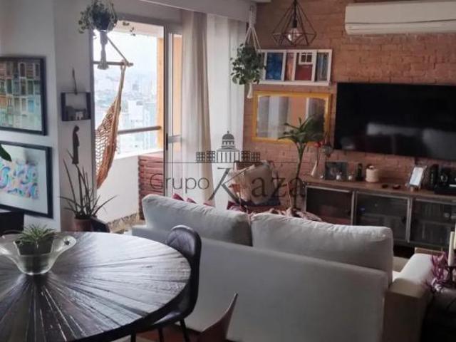 Apartamento venda em Região Imediata de São José dos Campos, Região Metropolitana do Vale do Paraíba e Litoral Norte