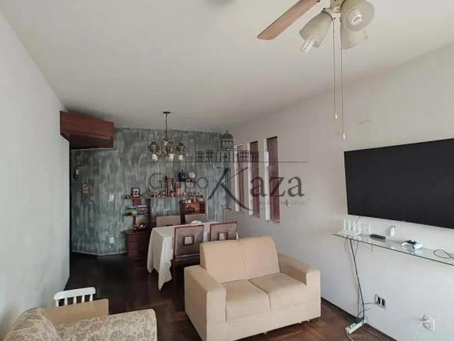 Apartamento venda em Região Imediata de São José dos Campos, Região Metropolitana do Vale do Paraíba e Litoral Norte