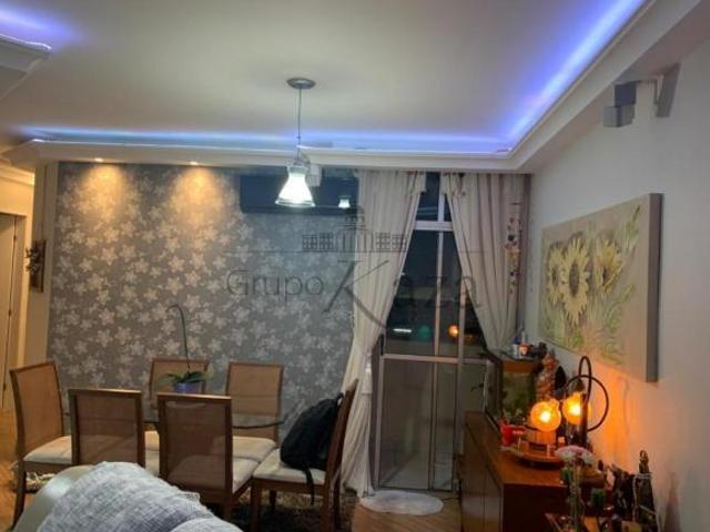 Apartamento venda em Região Imediata de São José dos Campos, Região Metropolitana do Vale do Paraíba e Litoral Norte