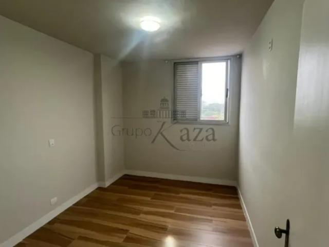 Apartamento aluguel em Região Imediata de São José dos Campos, Região Metropolitana do Vale do Paraíba e Litoral Norte