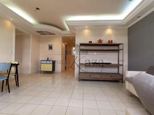 Apartamento venda em Região Imediata de São José dos Campos, Região Metropolitana do Vale do Paraíba e Litoral Norte