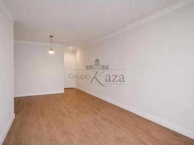 Apartamento venda em Região Imediata de São José dos Campos, Região Metropolitana do Vale do Paraíba e Litoral Norte