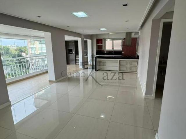Apartamento venda em Região Imediata de São José dos Campos, Região Metropolitana do Vale do Paraíba e Litoral Norte