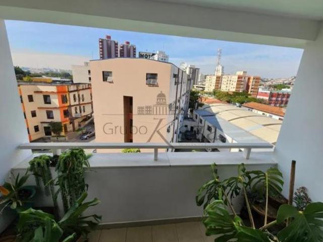 Apartamento venda em Região Imediata de São José dos Campos, Região Metropolitana do Vale do Paraíba e Litoral Norte