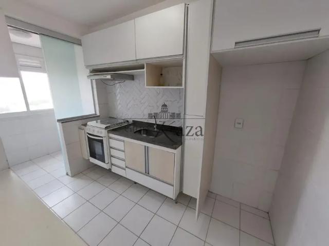 Apartamento aluguel em Região Imediata de São José dos Campos, Região Metropolitana do Vale do Paraíba e Litoral Norte