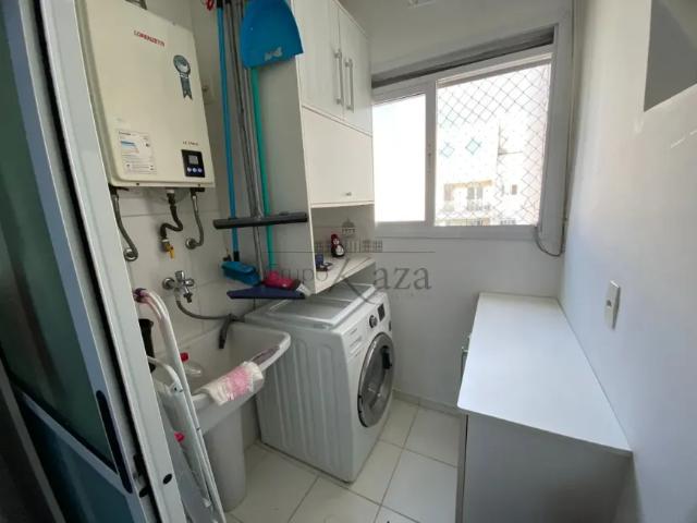 Apartamento aluguel em Região Imediata de São José dos Campos, Região Metropolitana do Vale do Paraíba e Litoral Norte