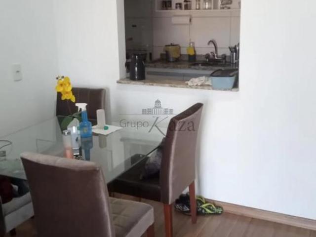 Apartamento venda em Região Imediata de São José dos Campos, Região Metropolitana do Vale do Paraíba e Litoral Norte