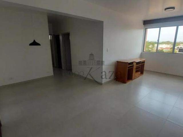 Apartamento venda em Região Imediata de São José dos Campos, Região Metropolitana do Vale do Paraíba e Litoral Norte
