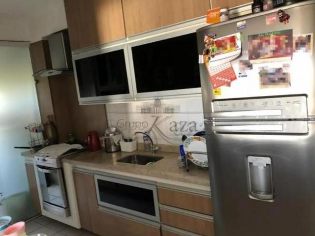 Apartamento venda em Região Imediata de São José dos Campos, Região Metropolitana do Vale do Paraíba e Litoral Norte