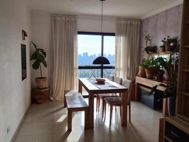 Apartamento venda em Região Imediata de São José dos Campos, Região Metropolitana do Vale do Paraíba e Litoral Norte