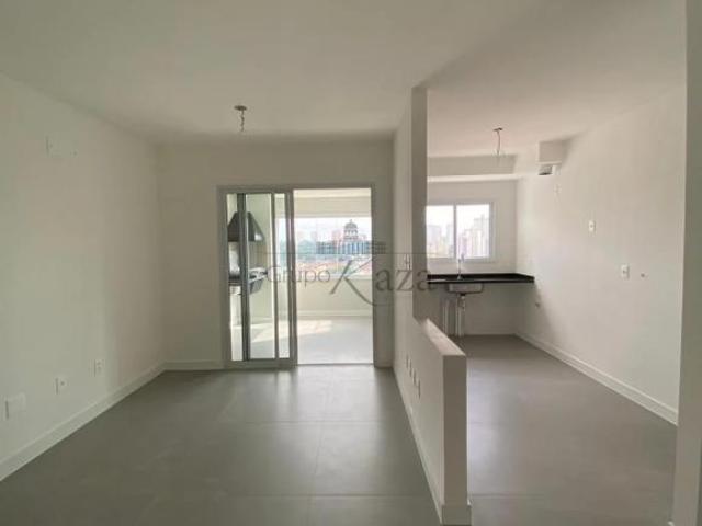 Apartamento venda em Região Imediata de São José dos Campos, Região Metropolitana do Vale do Paraíba e Litoral Norte