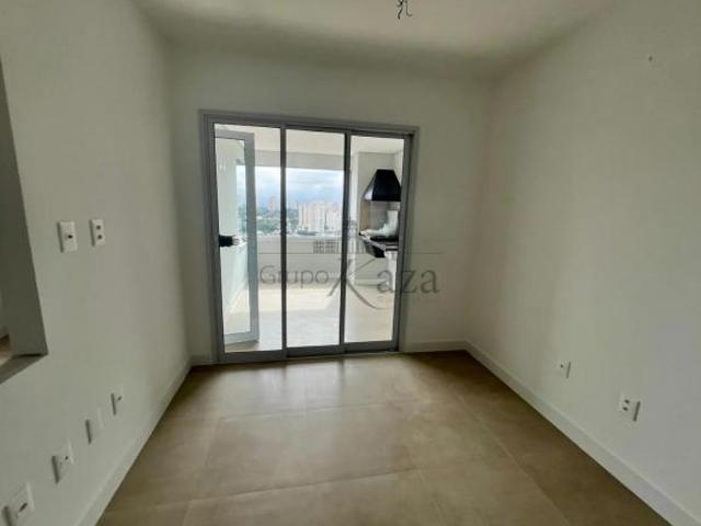 Apartamento venda em Região Imediata de São José dos Campos, Região Metropolitana do Vale do Paraíba e Litoral Norte