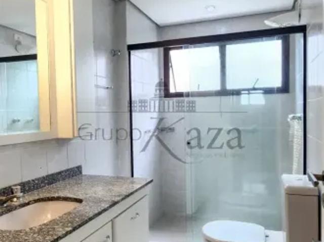 Apartamento aluguel em Região Imediata de São José dos Campos, Região Metropolitana do Vale do Paraíba e Litoral Norte